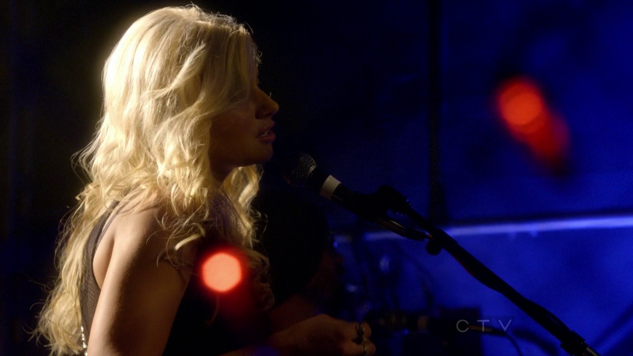 8x02_Keep_It_Real_0414.jpg