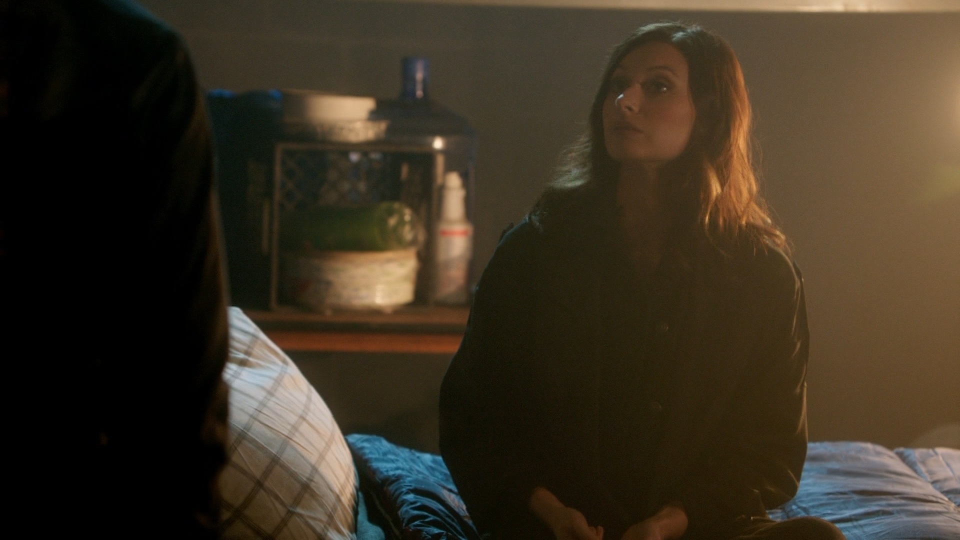 MacGyver_1x19_Compass__0119.jpg