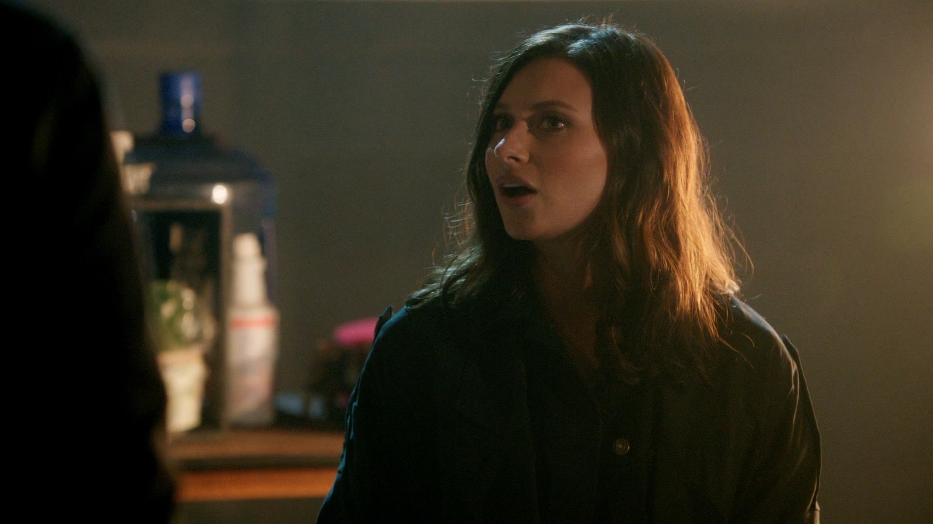MacGyver_1x19_Compass__0123.jpg