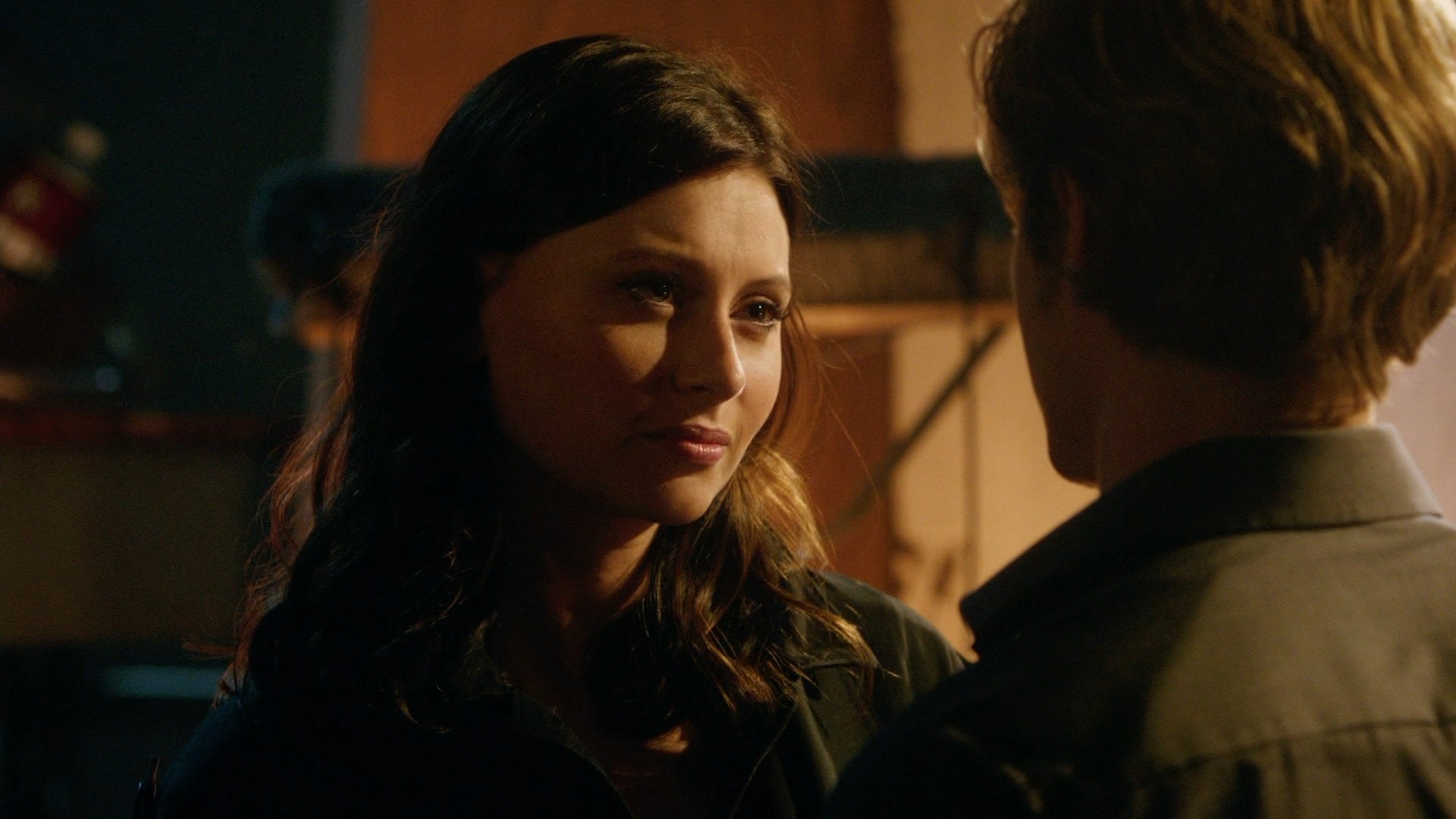 MacGyver_1x19_Compass__0420.jpg