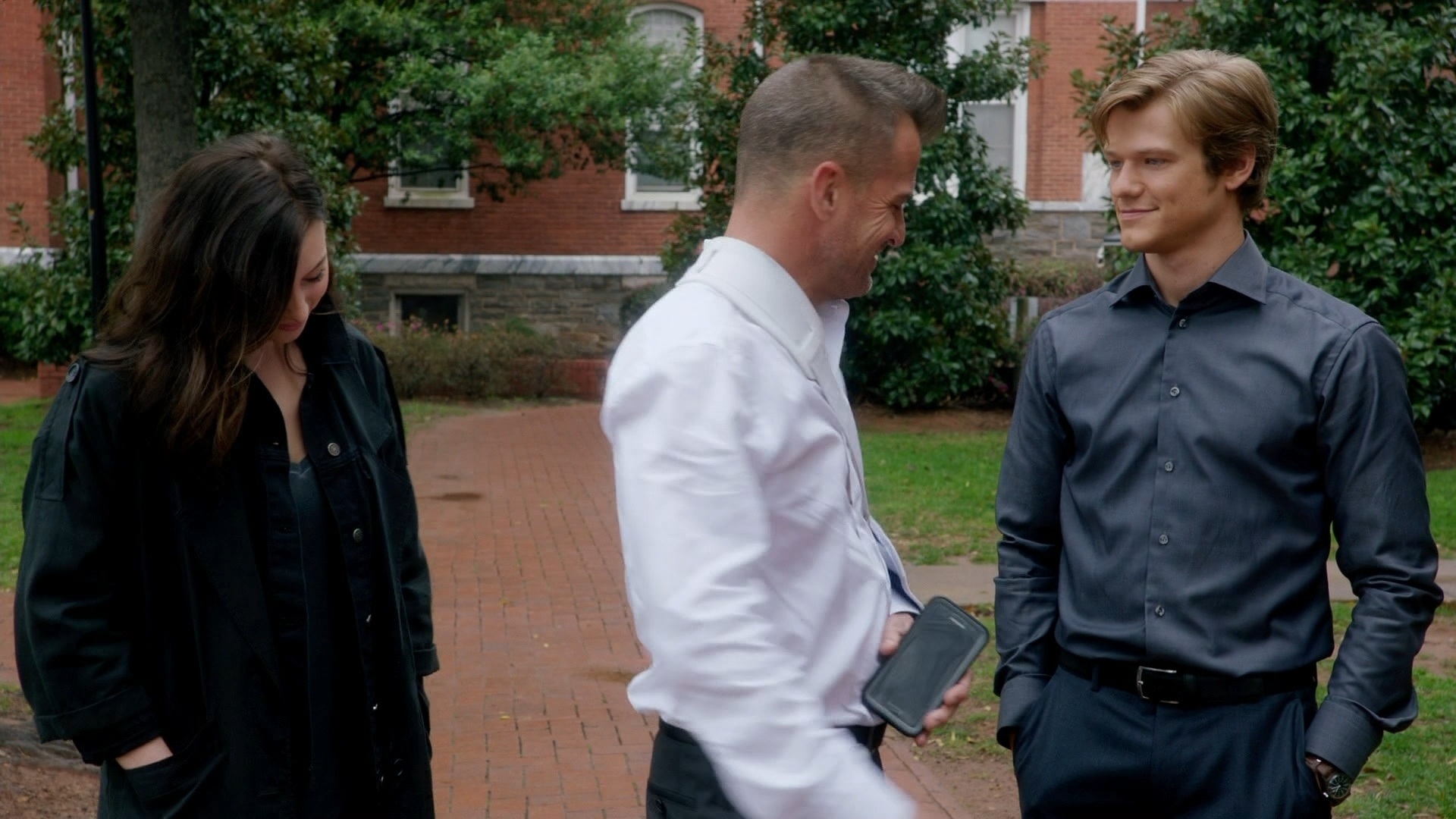MacGyver_1x19_Compass__0553.jpg