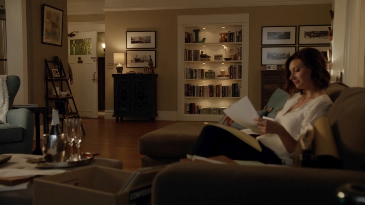 iZombie_1x03_TheExterminator_0001.jpg