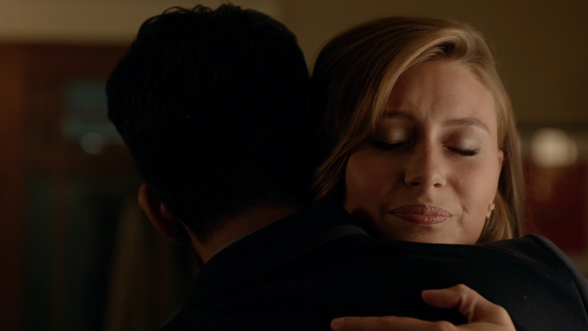 iZombie_2x03_RealDeadHousewifeofSeattle_0092.jpg