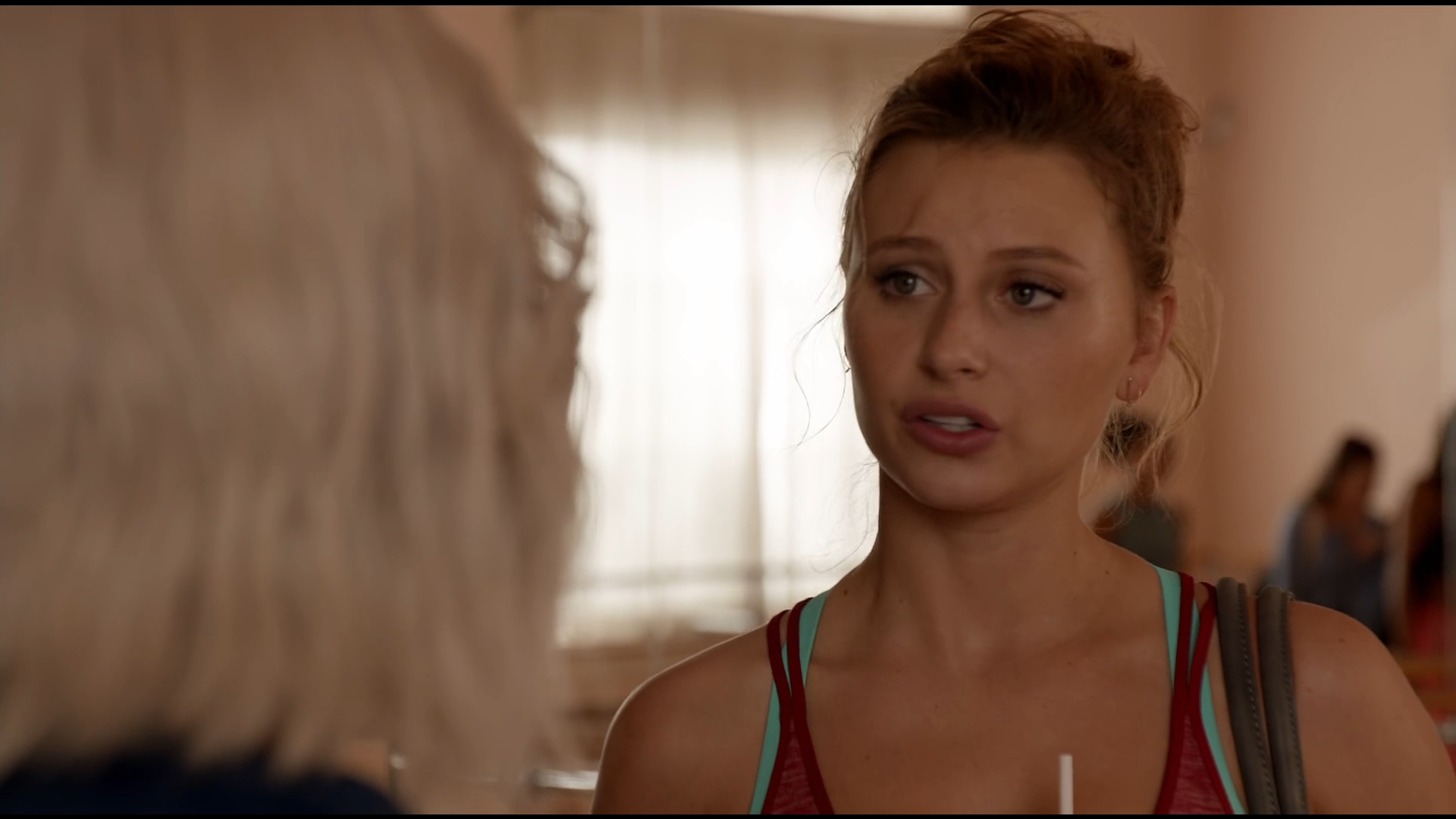 iZombie_2x04_EvenCowgirlsGettheBlackandBlue_0047.jpg