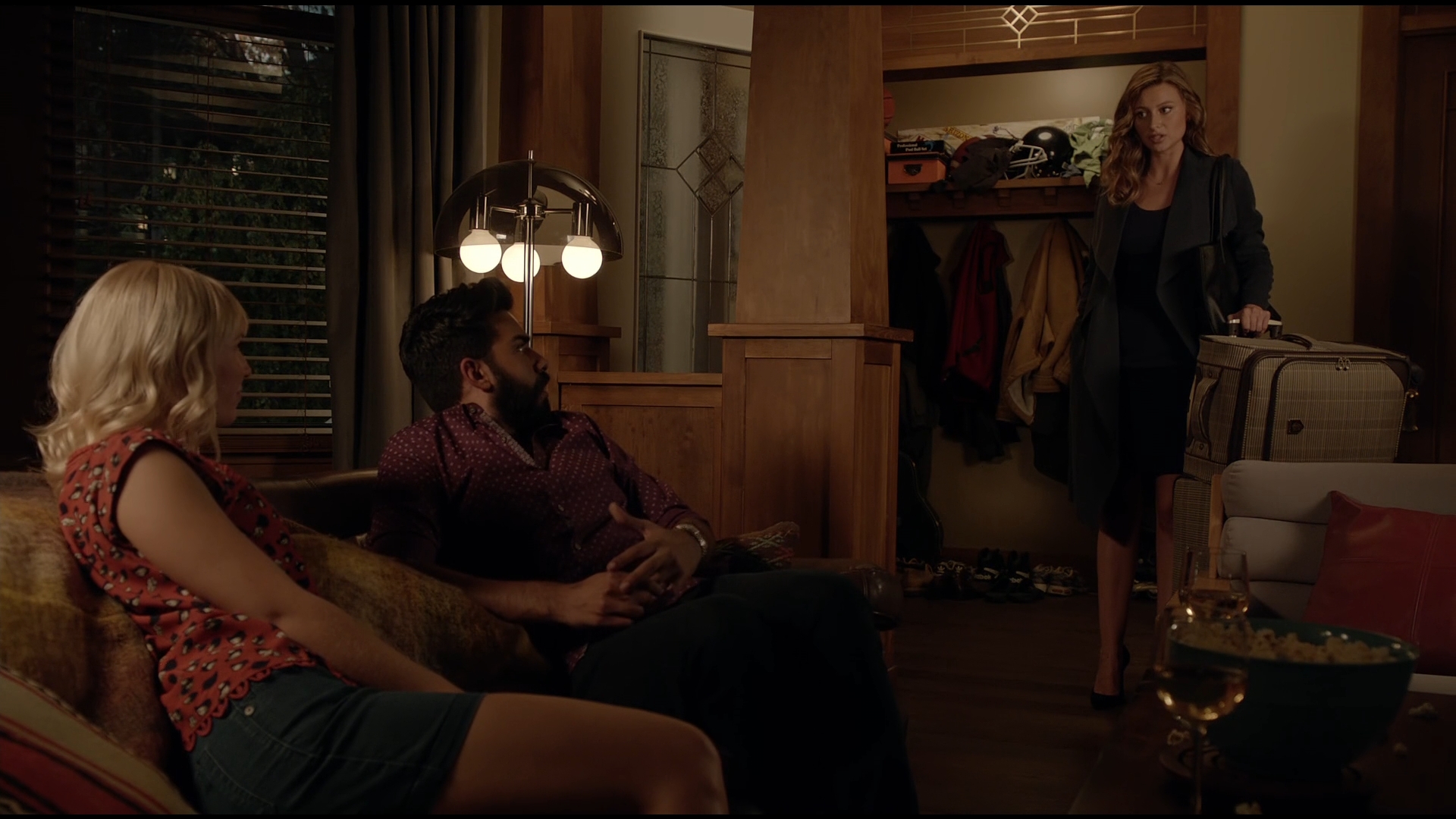 iZombie_2x04_EvenCowgirlsGettheBlackandBlue_0122.jpg