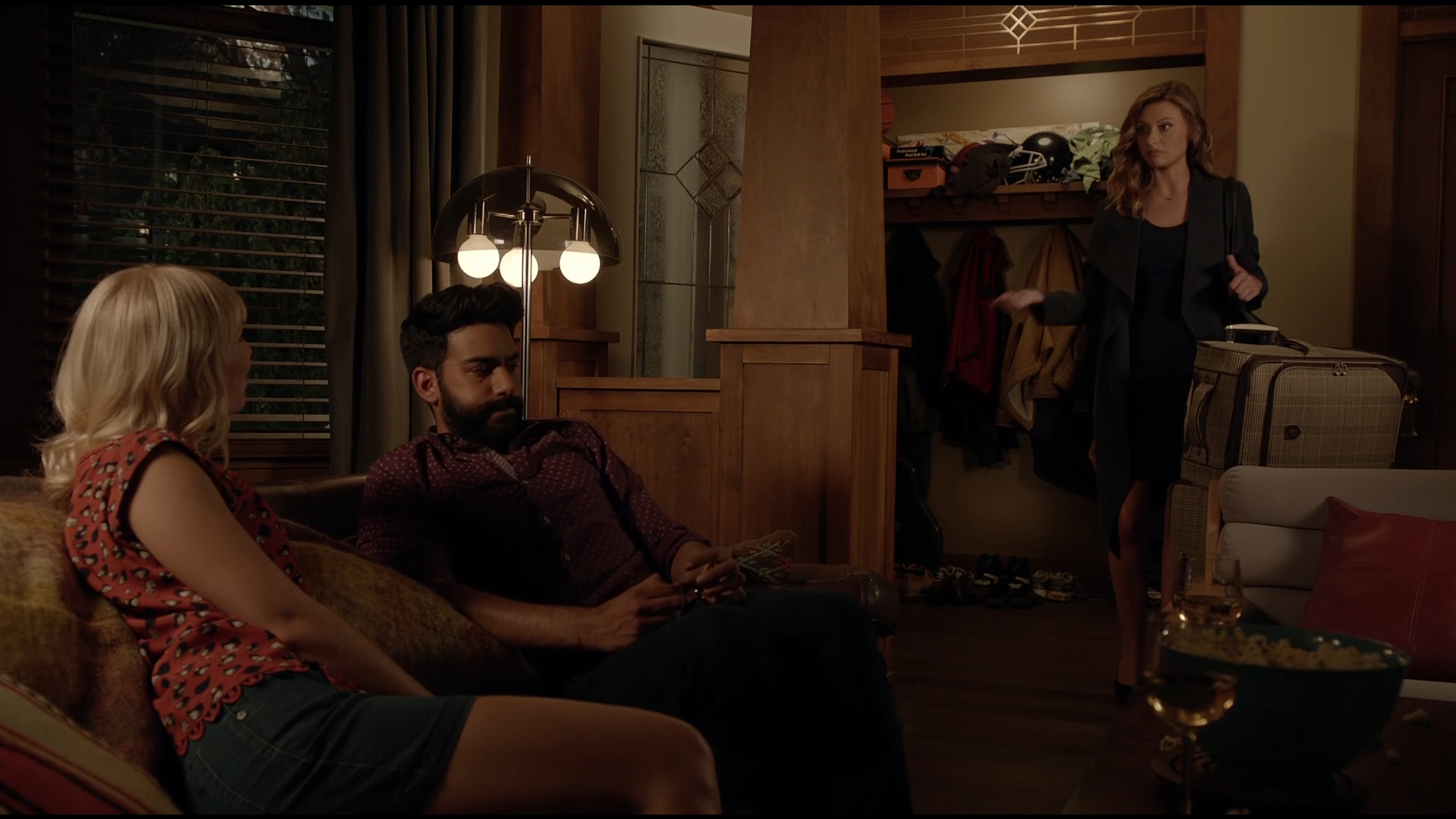 iZombie_2x04_EvenCowgirlsGettheBlackandBlue_0141.jpg