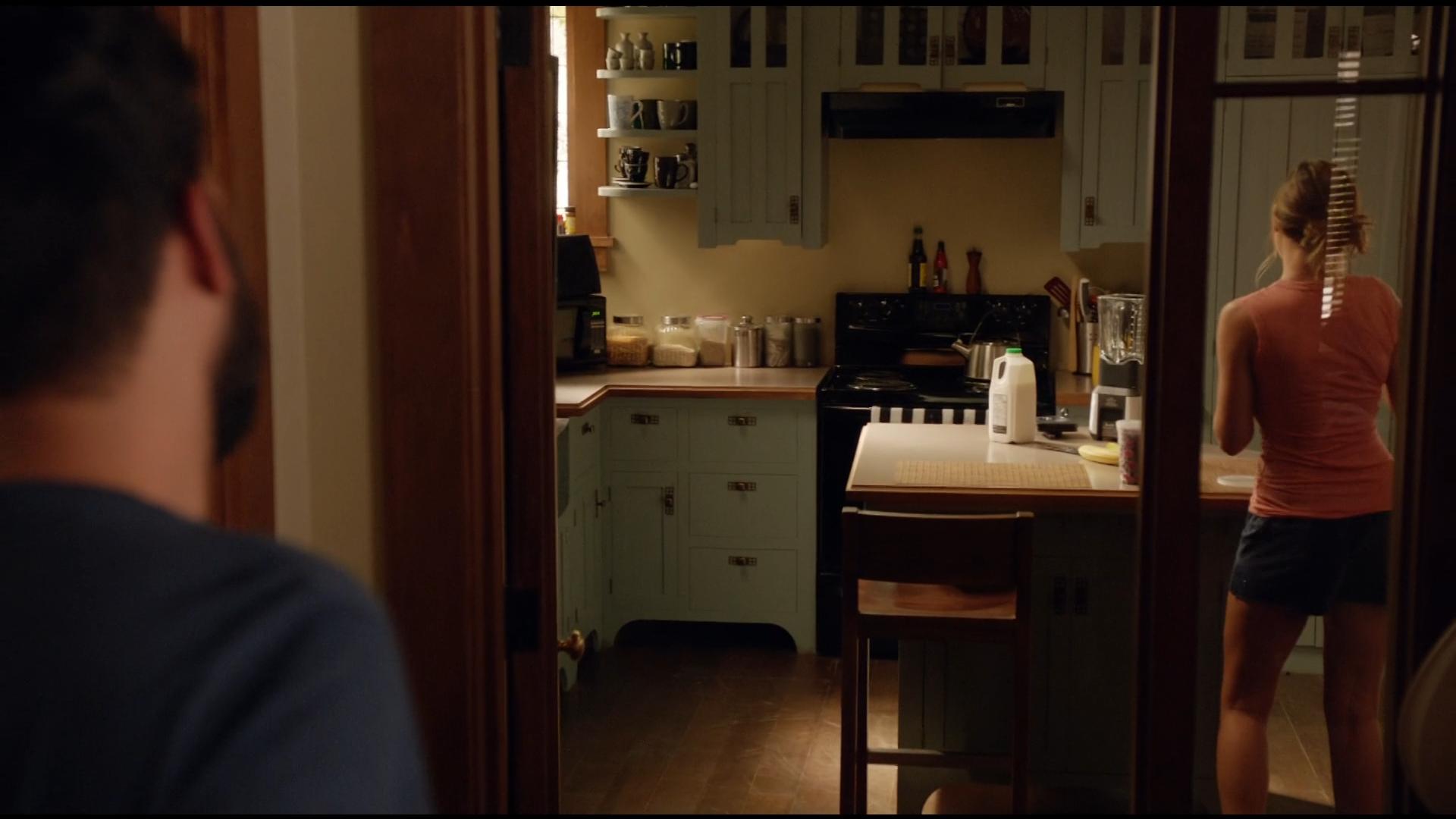 iZombie_2x07AbraCadaver_001.jpg