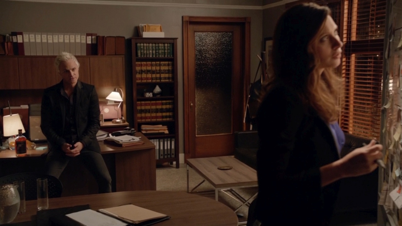 iZombie_2x11_FiftyShadesofGreyMatter_024.jpg
