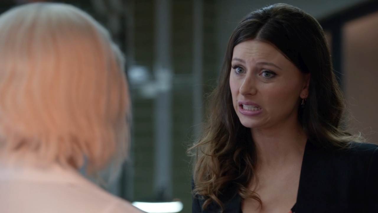 iZombie_2x16_PourSomeSugarZombie_081.jpg