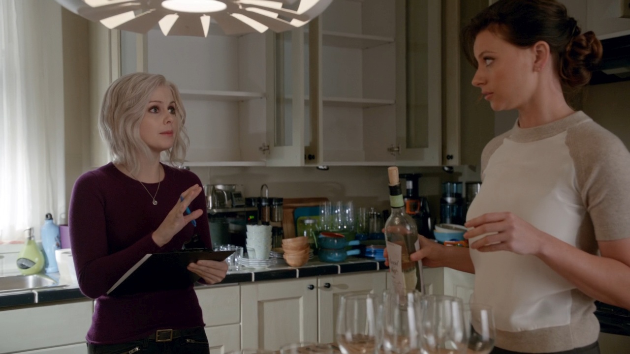 iZombie_2x17_ReflectionsoftheWayLivUsedtoBe054.jpg
