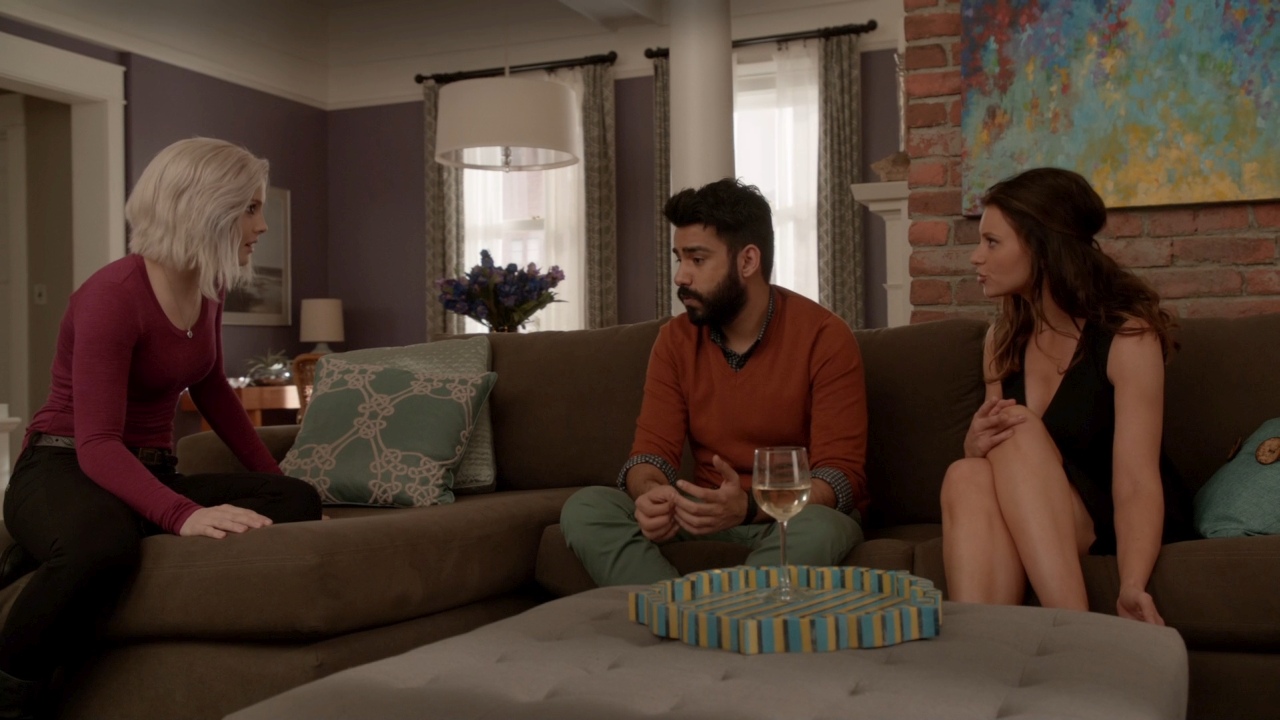 iZombie_2x18_DeadBeat_023.jpg