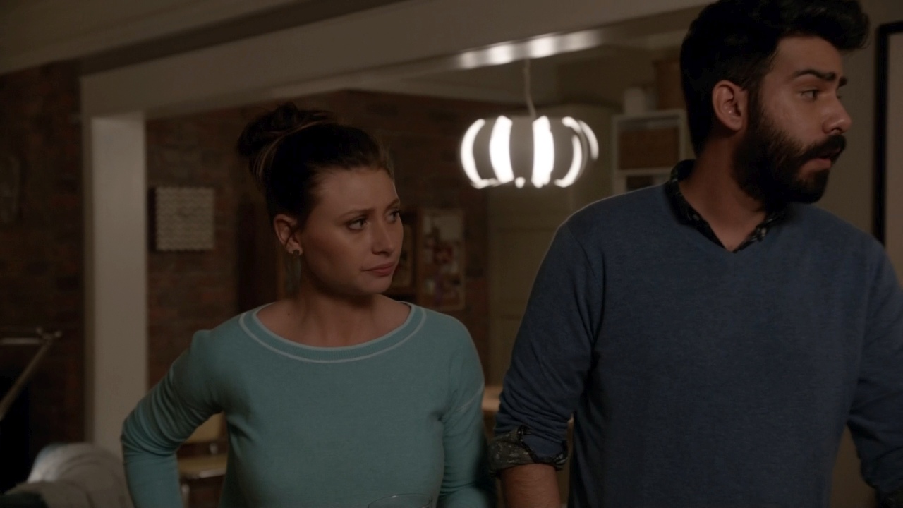 iZombie_2x19_SalivationArmy_139.jpg