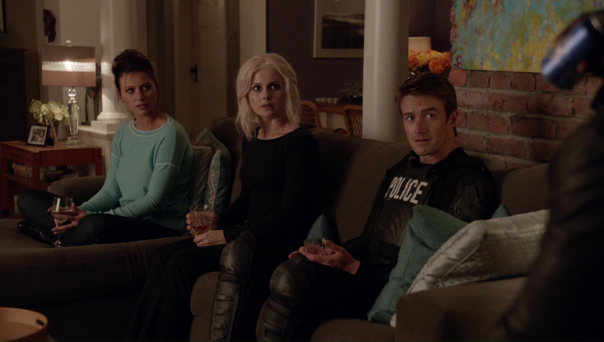 iZombie_3x01HeavenJustGotaLittleBitSmoother_0050.jpg