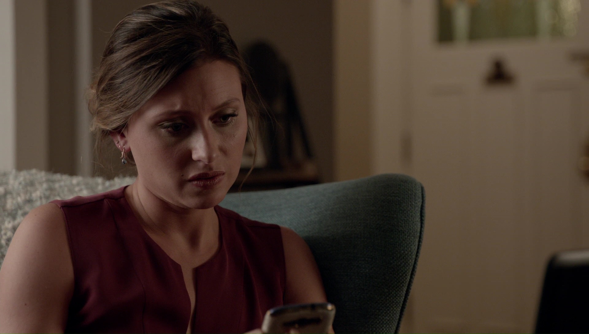 iZombie_3x01HeavenJustGotaLittleBitSmoother_0280.jpg