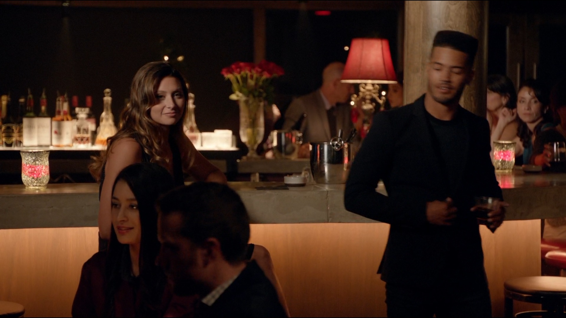 iZombie_3x03EatPrayLiv_0002.jpg