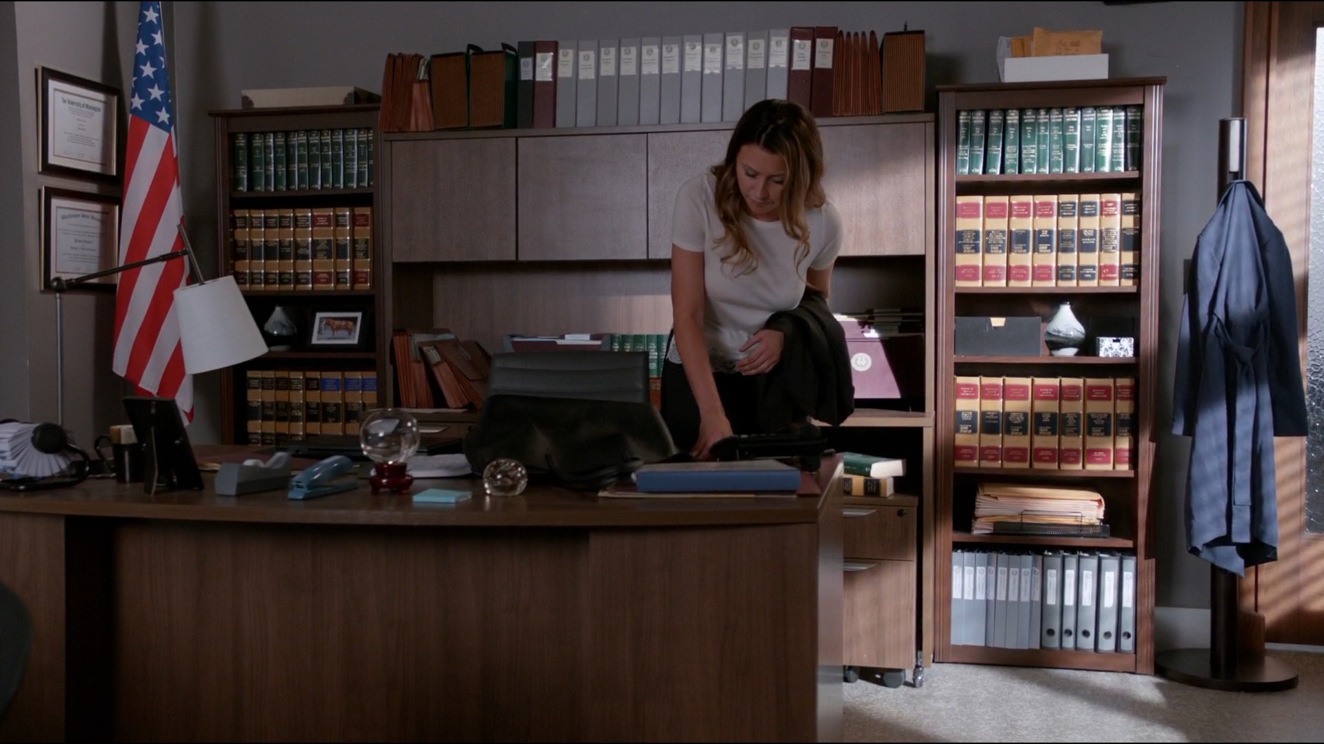 iZombie_3x03EatPrayLiv_0040.jpg
