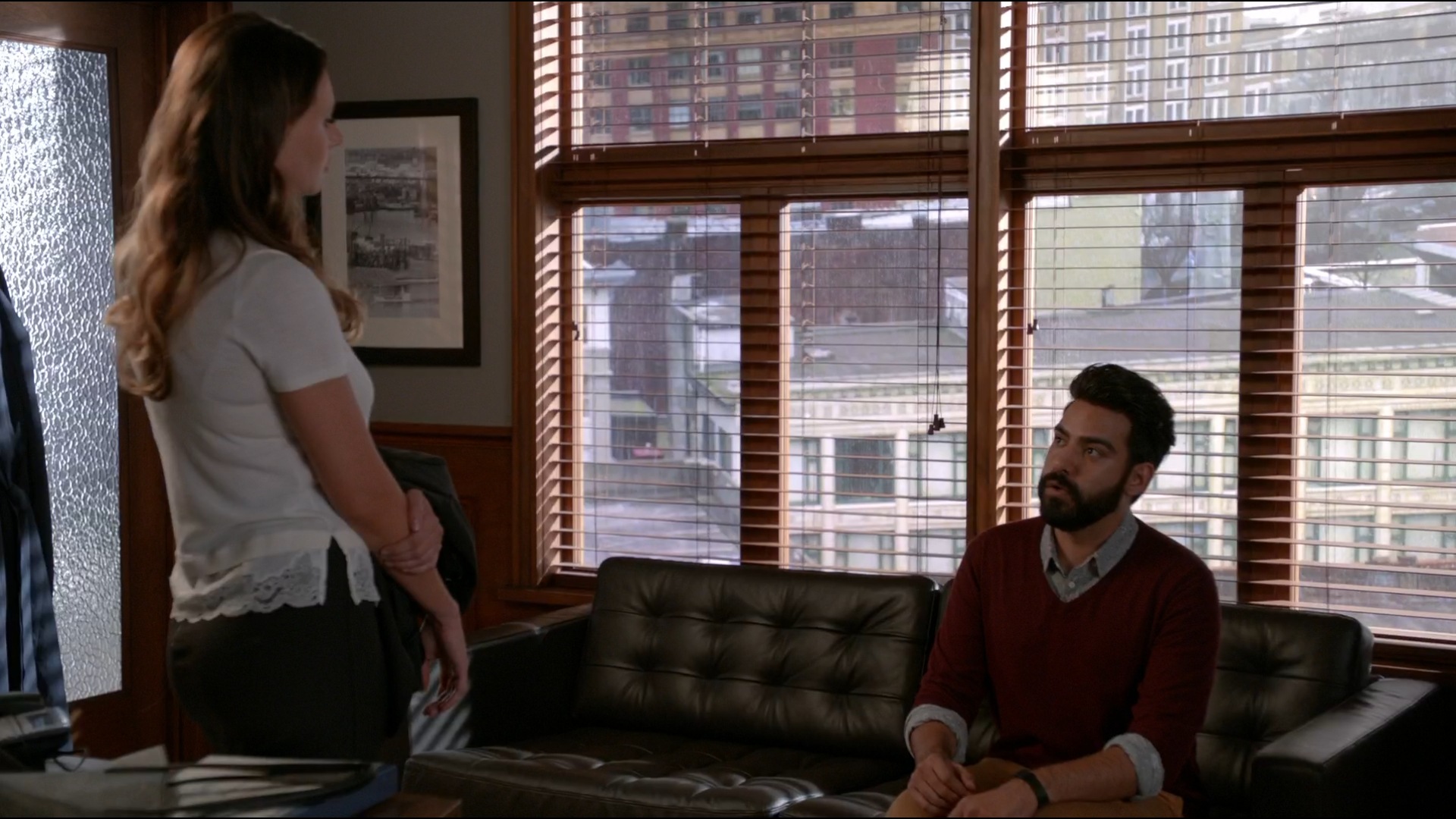 iZombie_3x03EatPrayLiv_0055.jpg