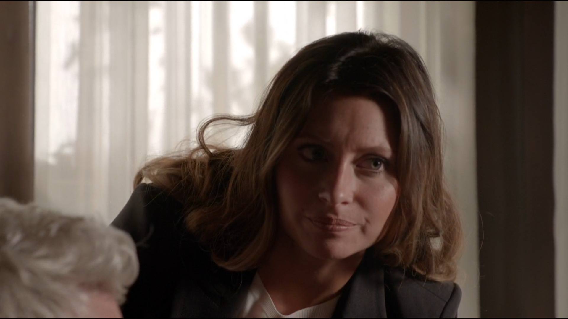 iZombie_3x03EatPrayLiv_0107.jpg