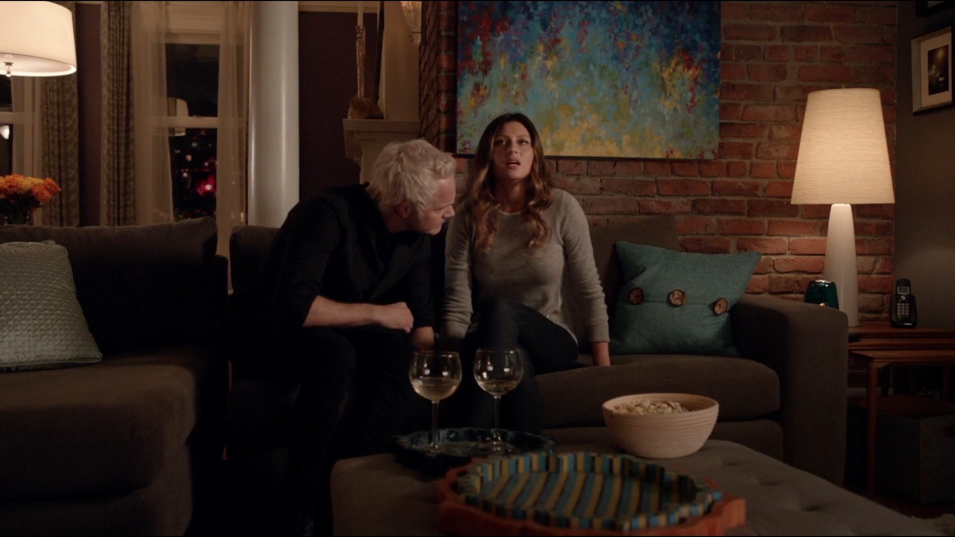 iZombie_3x04WagtheTongueSlowly_0132.jpg