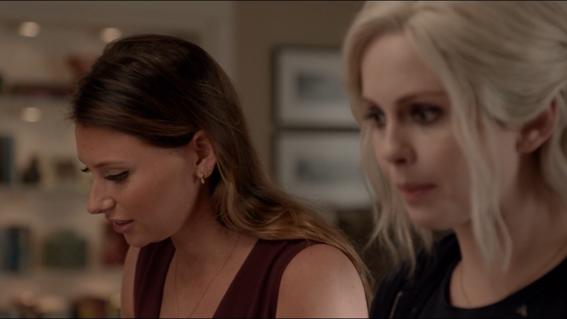 iZombie_3x06_SomeLikeitHotMess_0116.jpg