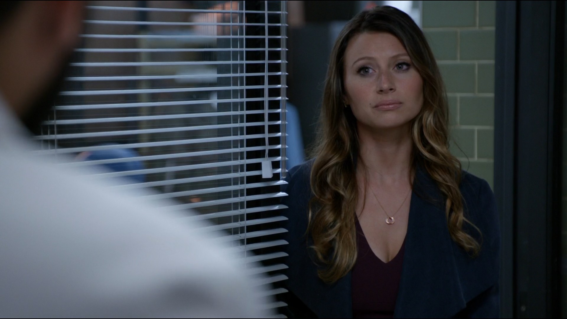 iZombie_3x06_SomeLikeitHotMess_0177.jpg