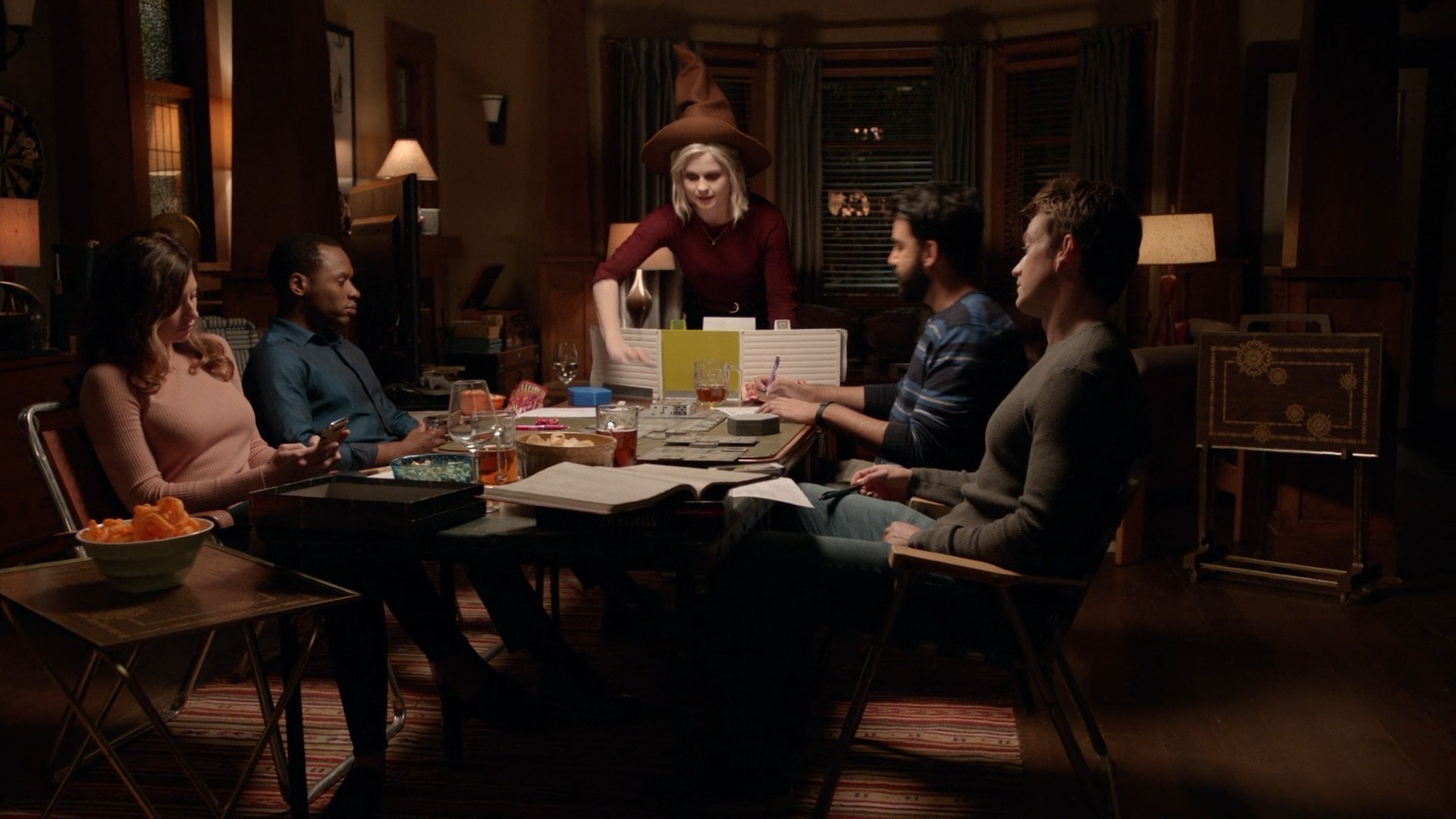 iZombie_3x09_Twenty-SidedDie_0034.jpg