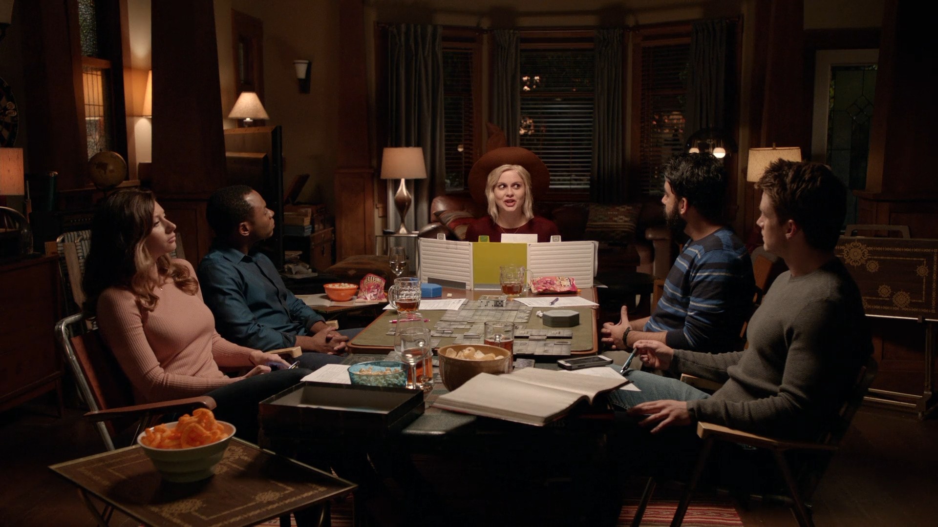 iZombie_3x09_Twenty-SidedDie_0059.jpg