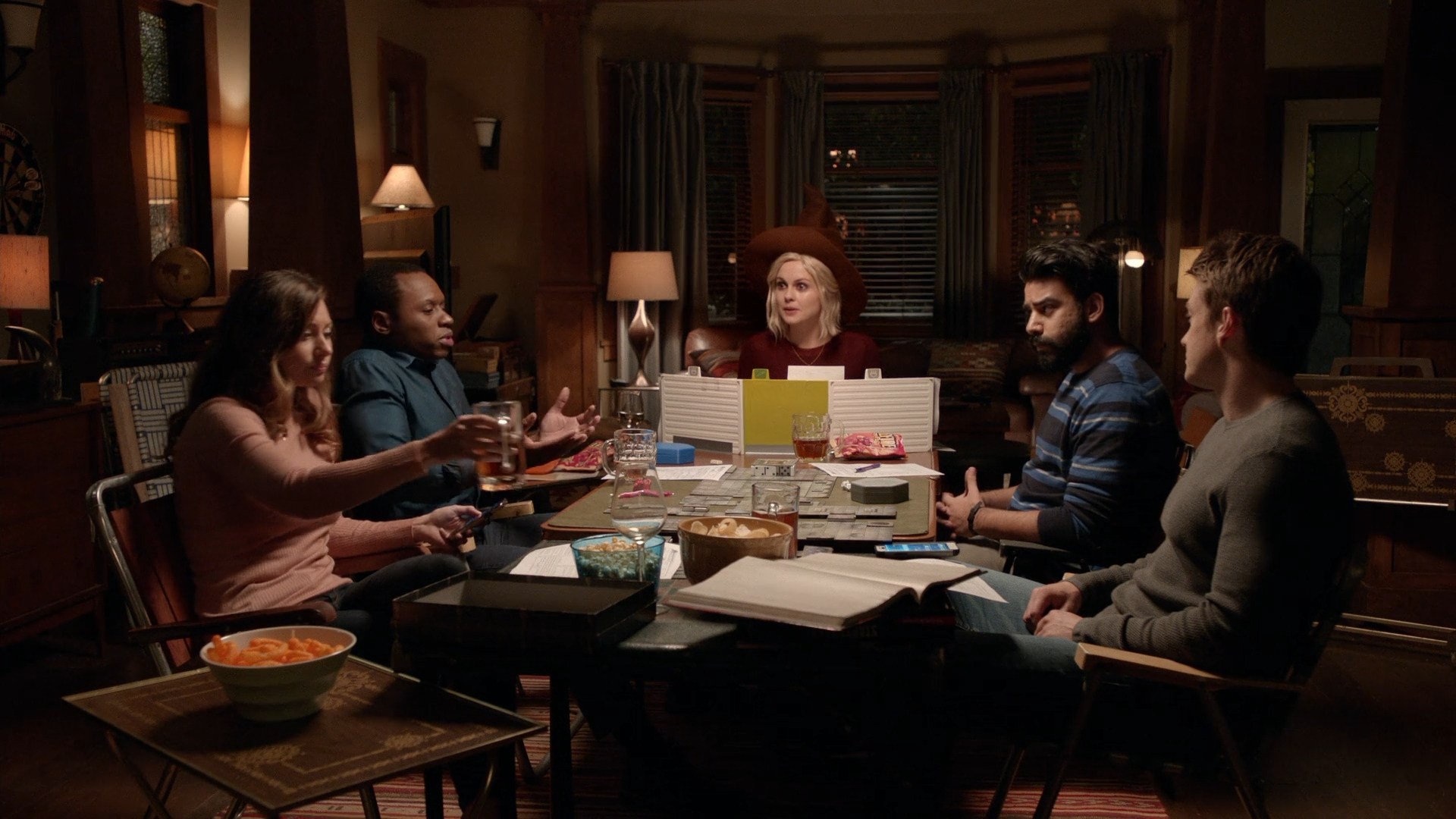 iZombie_3x09_Twenty-SidedDie_0065.jpg
