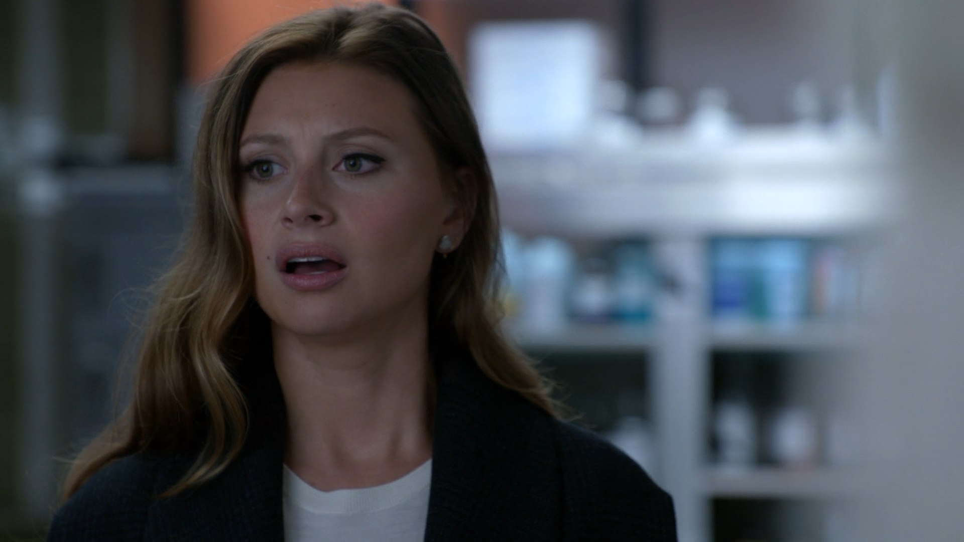 iZombie_3x10_ReturnoftheDeadGuy_0293.jpg