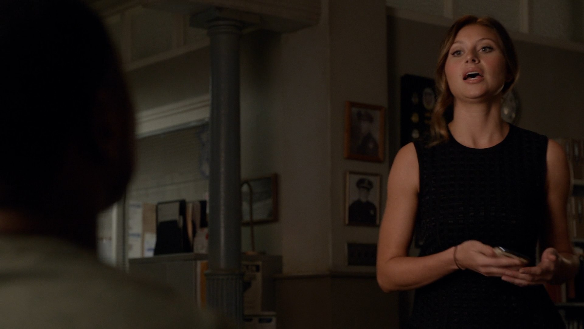iZombie_3x10_ReturnoftheDeadGuy_0312.jpg
