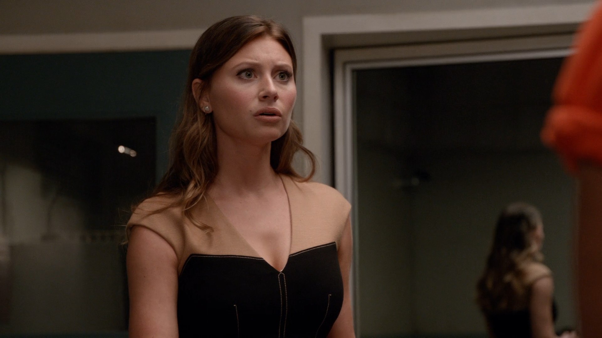 iZombie_3x10_ReturnoftheDeadGuy_0365.jpg