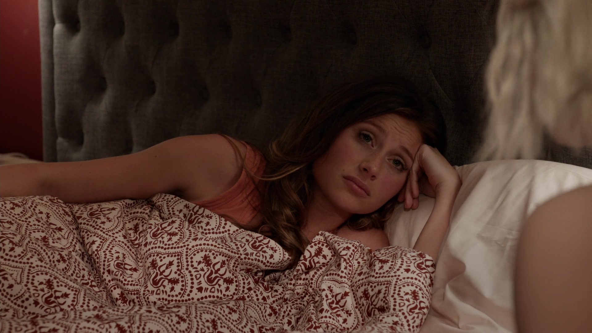 iZombie_3x11_ConspiracyWeary_0009.jpg