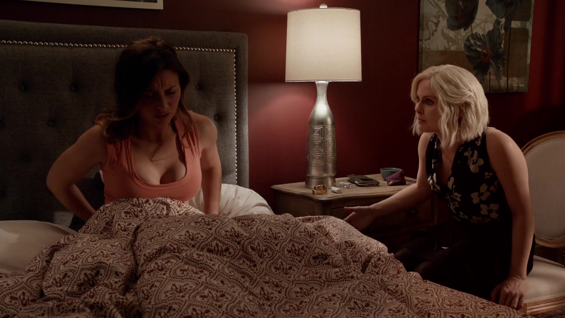 iZombie_3x11_ConspiracyWeary_0014.jpg