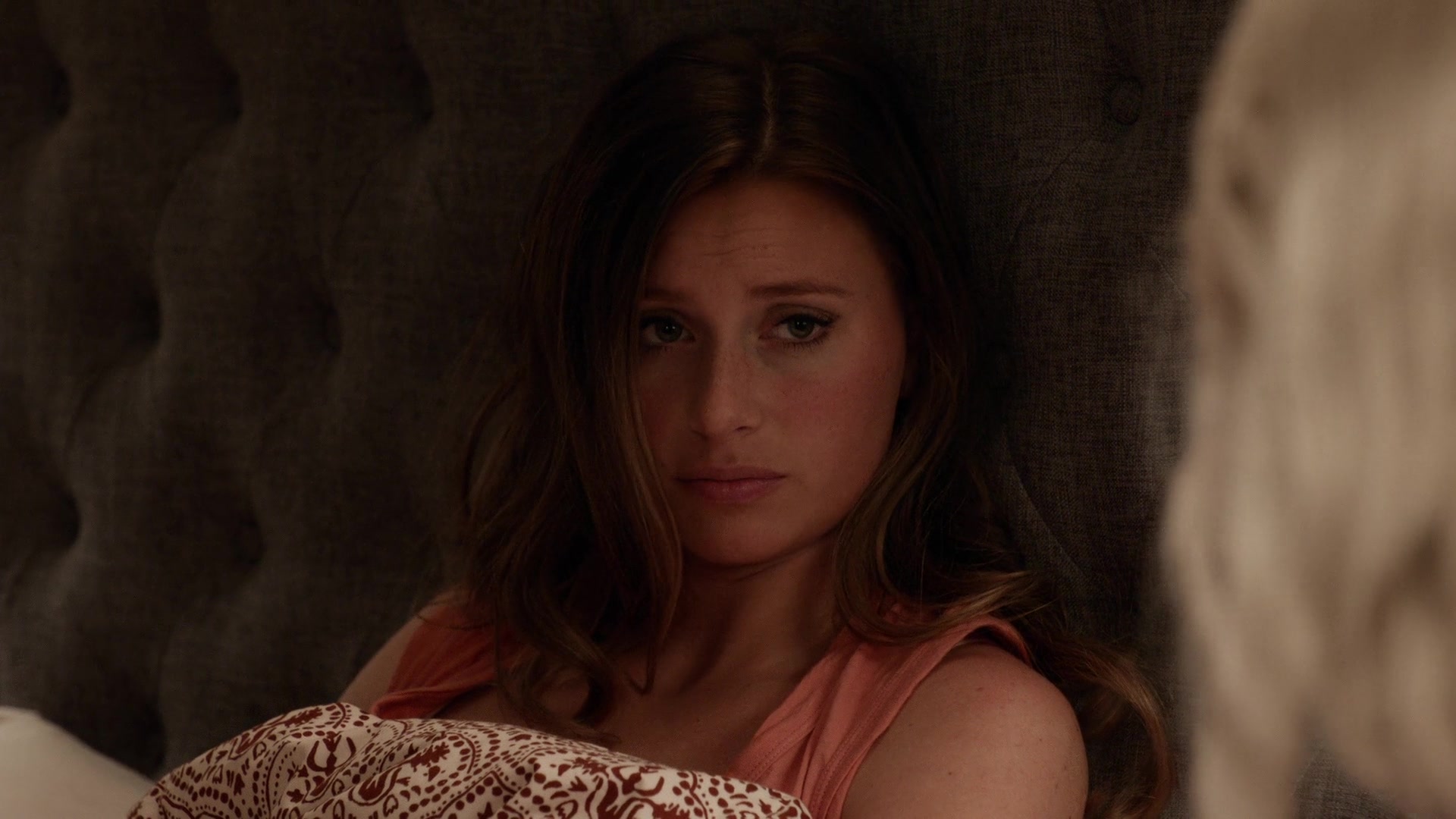 iZombie_3x11_ConspiracyWeary_0021.jpg