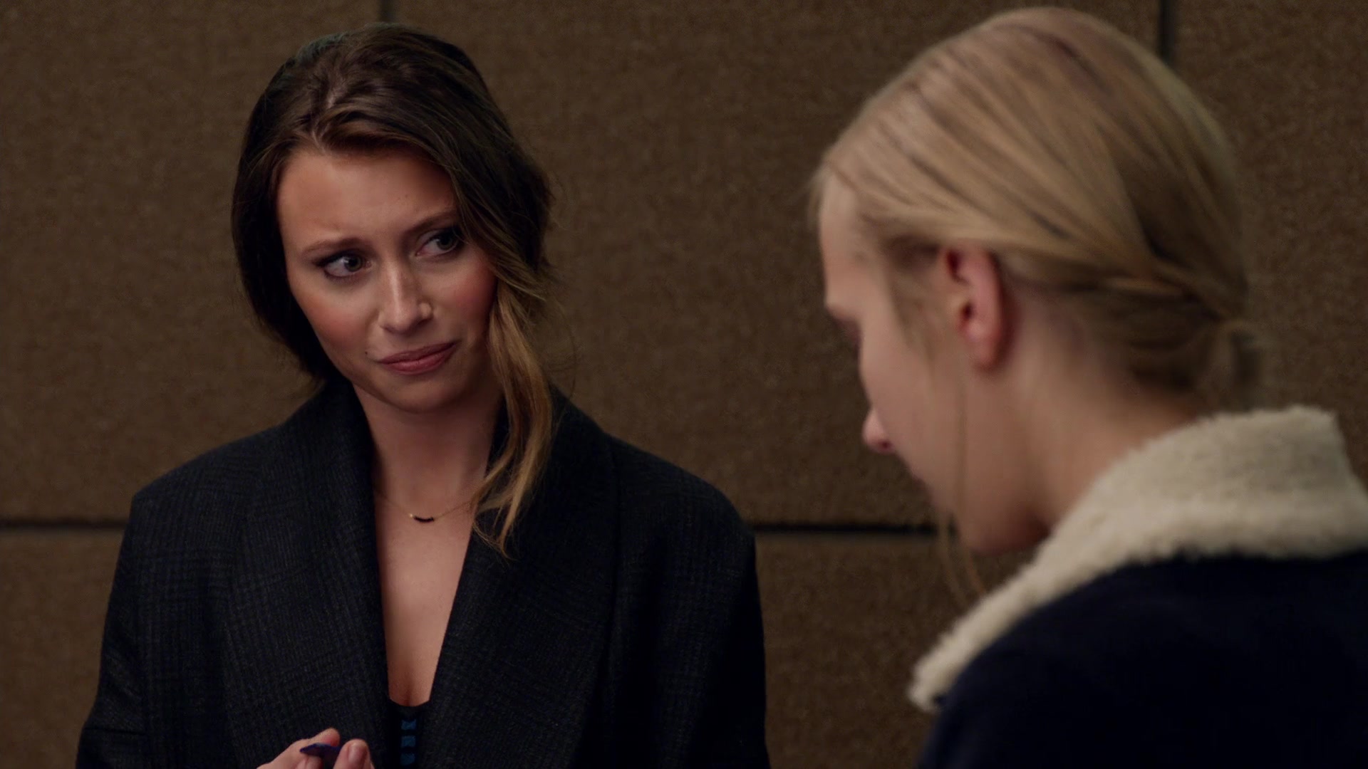 iZombie_3x11_ConspiracyWeary_0156.jpg