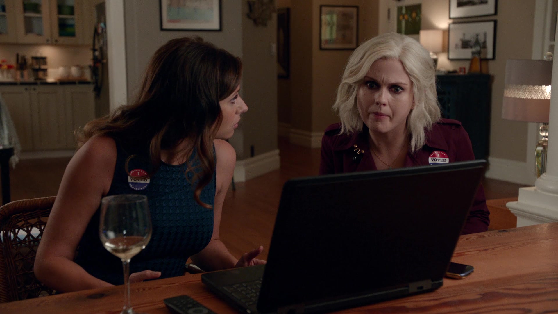 iZombie_3x11_ConspiracyWeary_0187.jpg