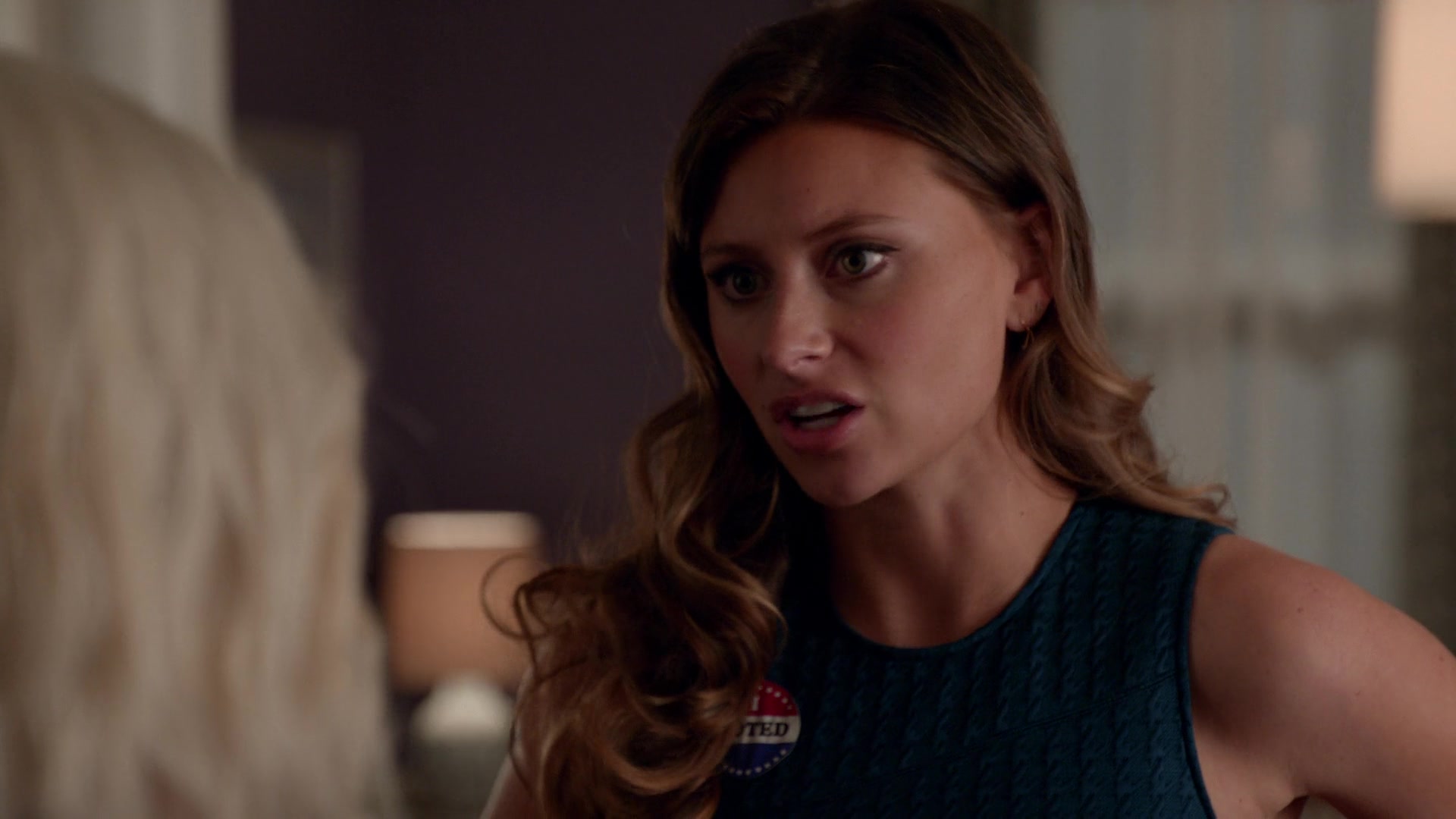 iZombie_3x11_ConspiracyWeary_0216.jpg