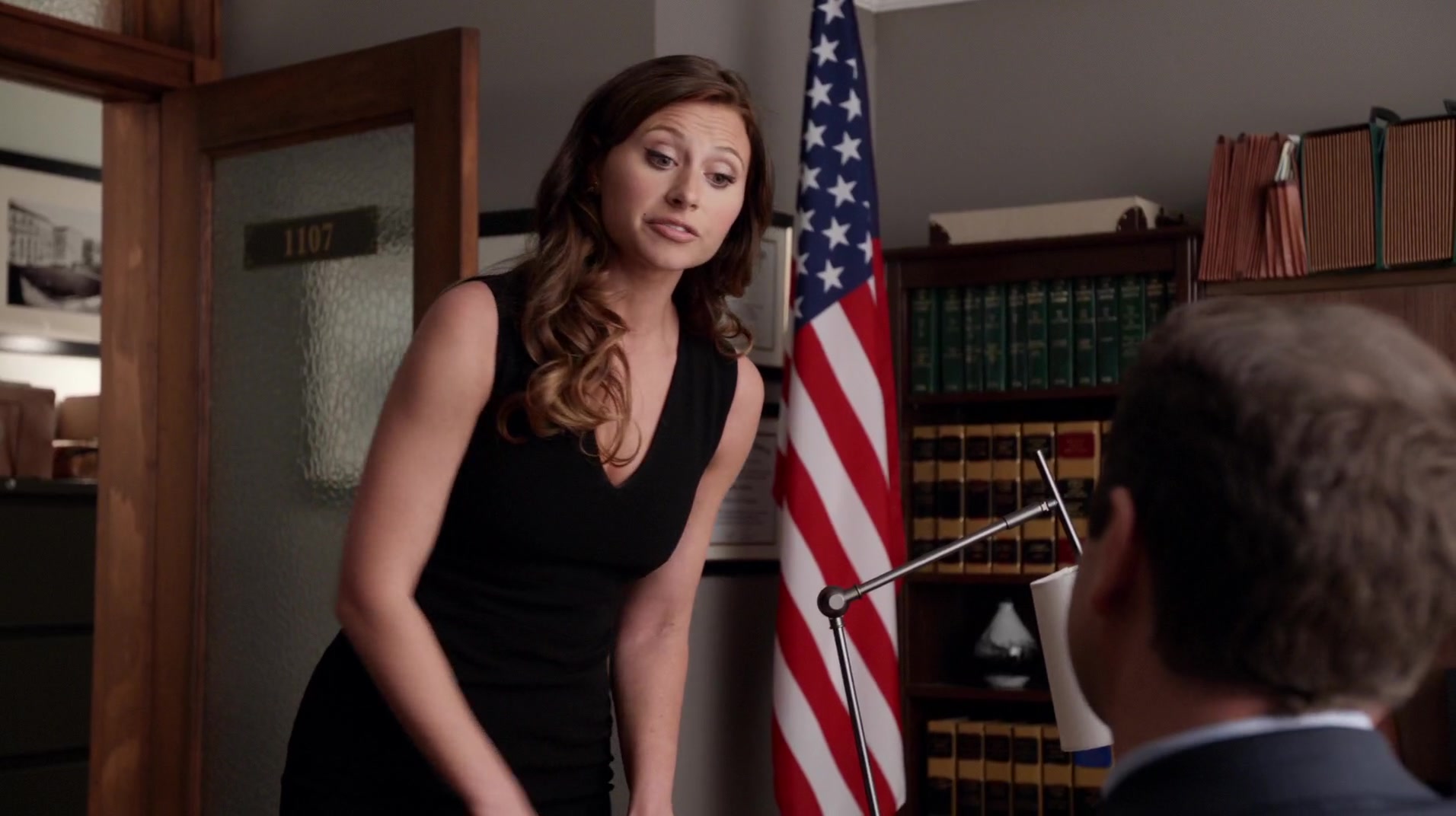 iZombie_3x12_LookingforMrGoodbrainPart1_0046.jpg
